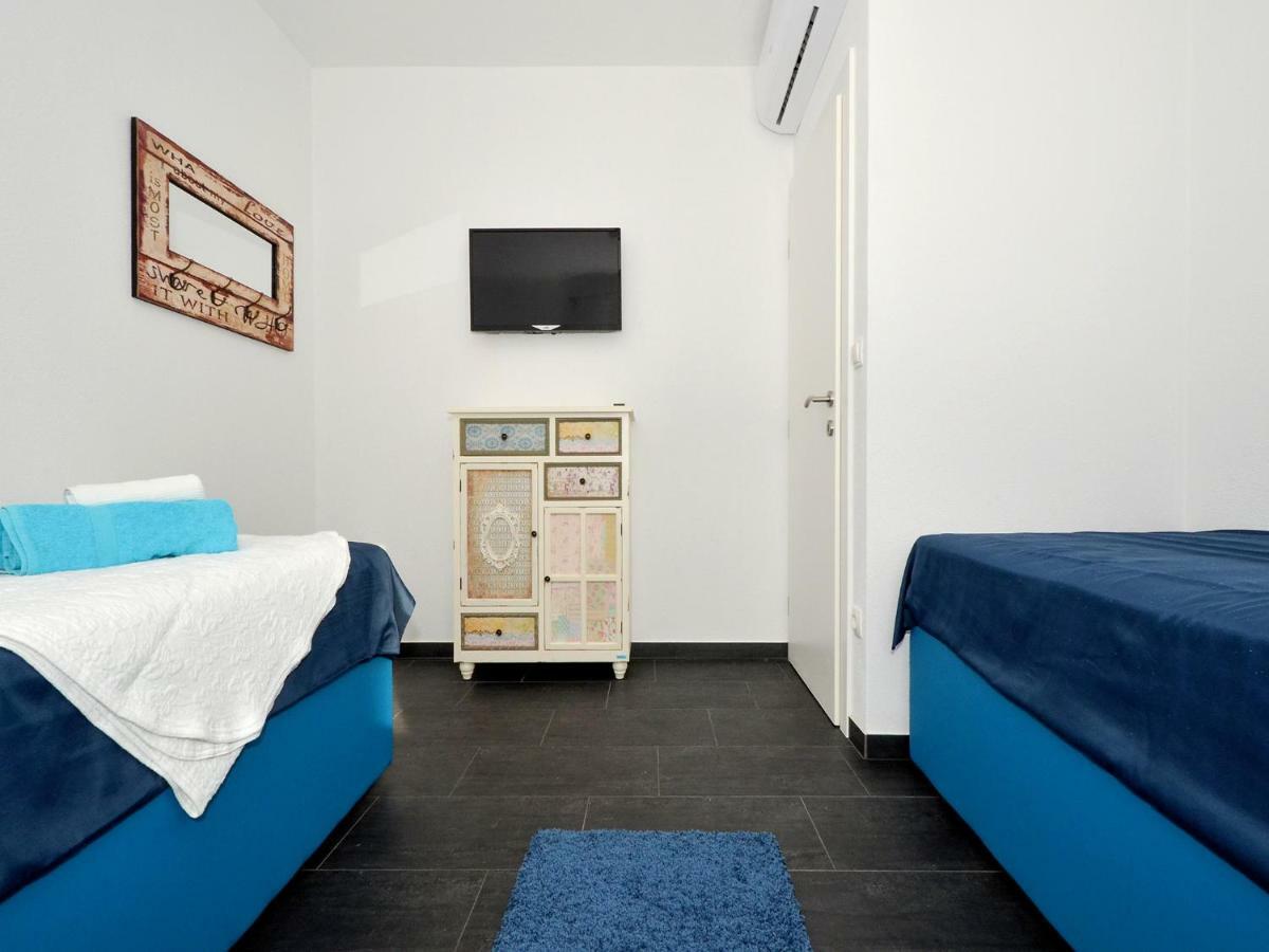 Deluxe Apartman Porto Traù Esterno foto