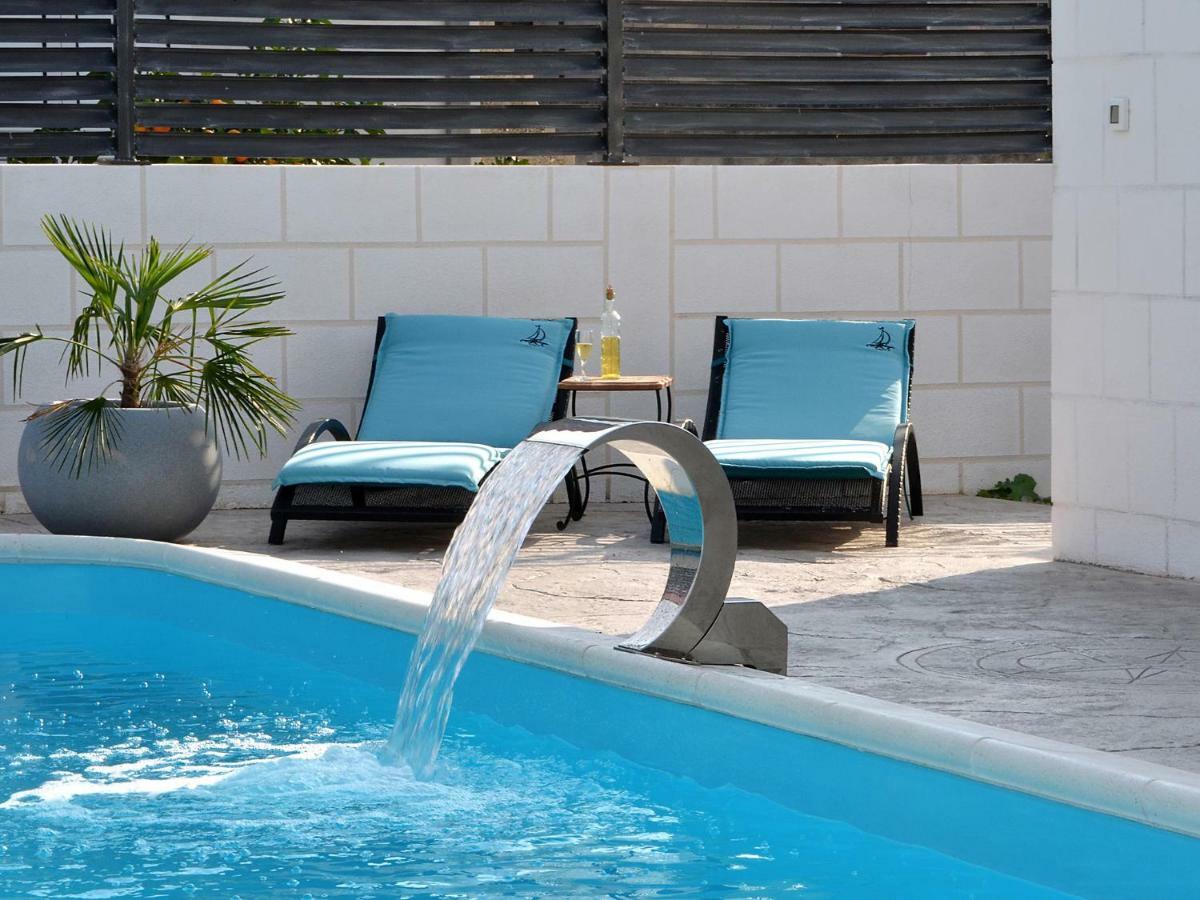 Deluxe Apartman Porto Traù Esterno foto