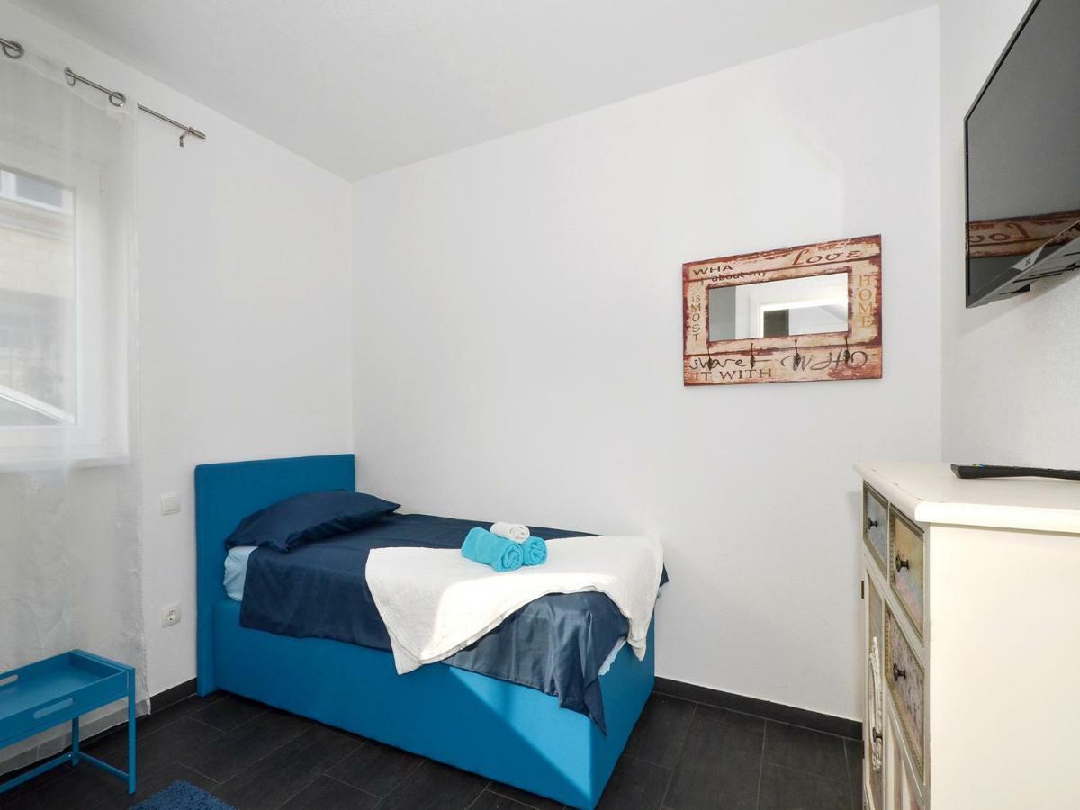 Deluxe Apartman Porto Traù Esterno foto