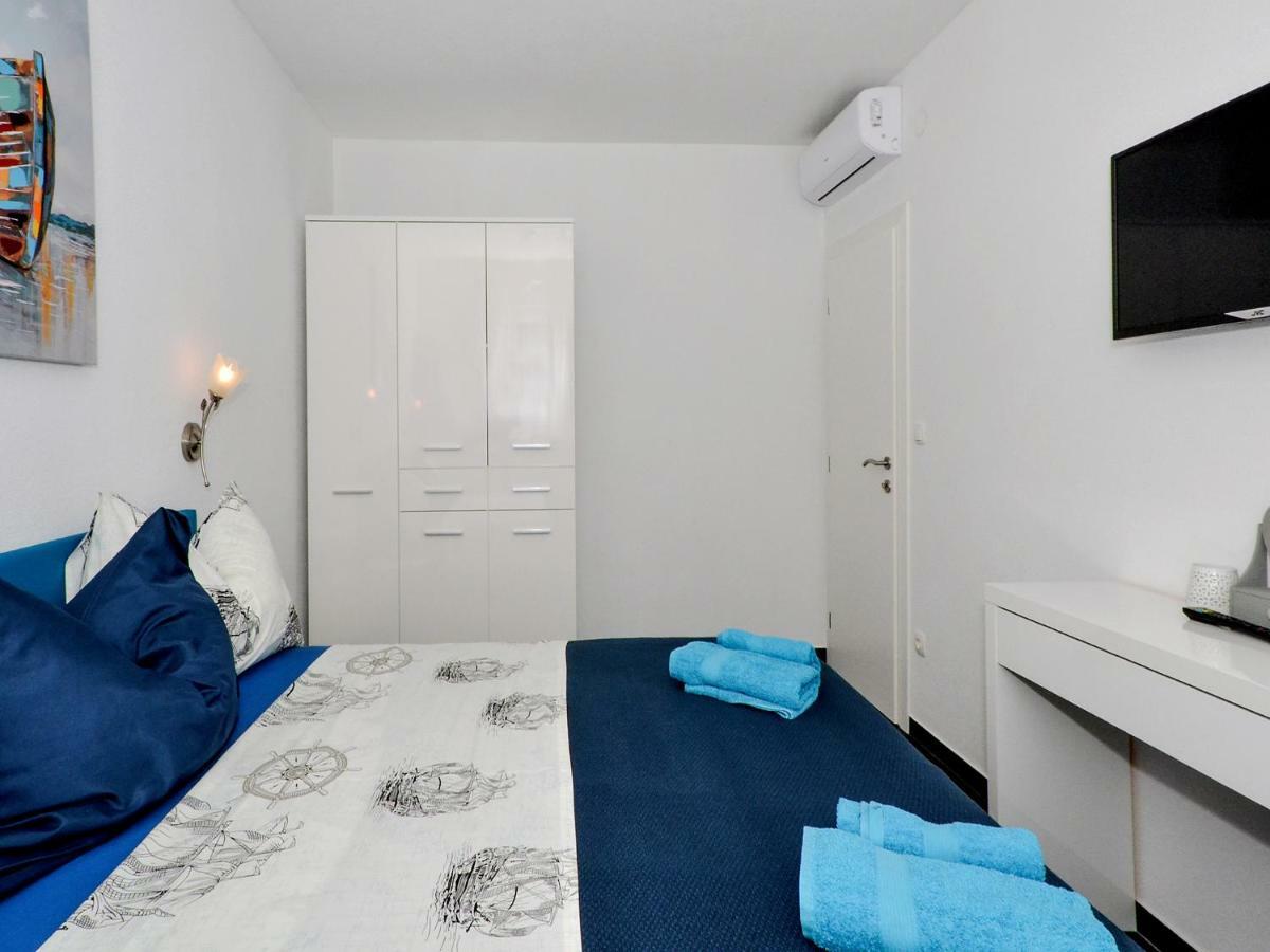 Deluxe Apartman Porto Traù Esterno foto