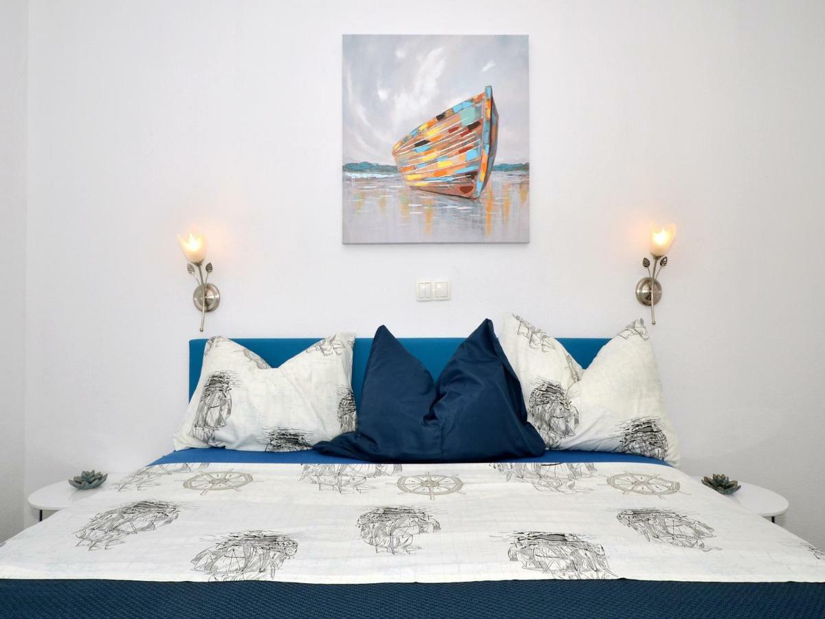 Deluxe Apartman Porto Traù Esterno foto